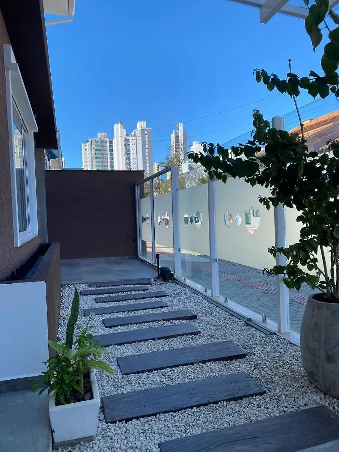 Bouganville Guest House Bc Balneario Camboriu