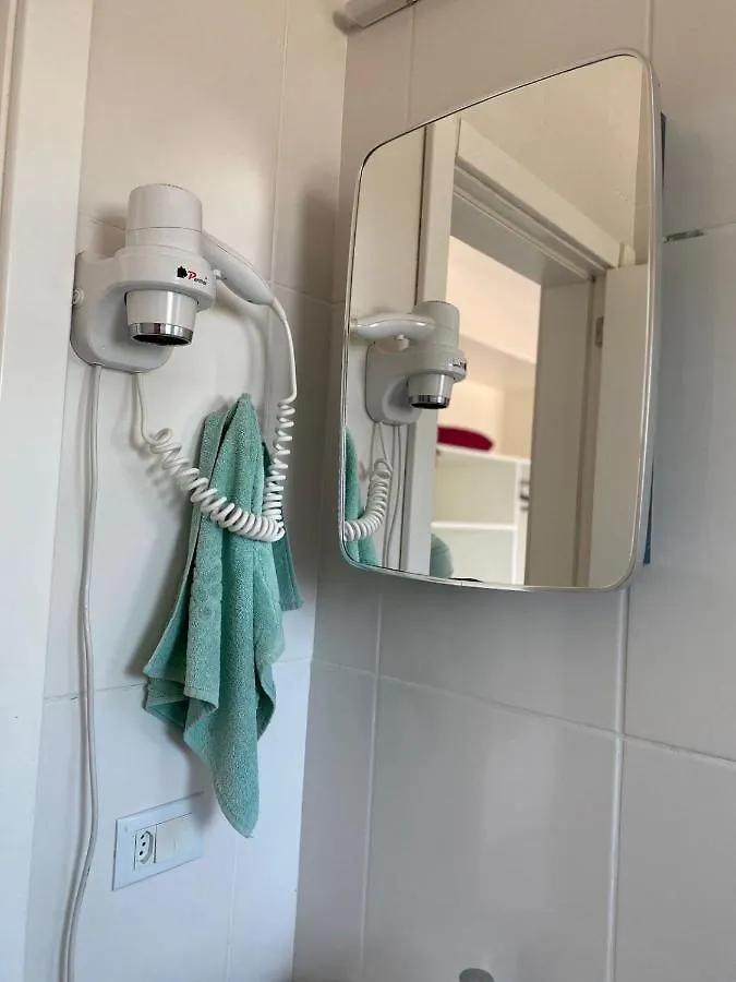 Bouganville Guest House Bc 2*, Balneario Camboriu